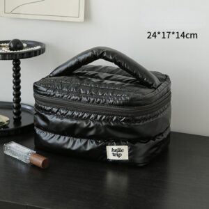 พร้อมส่ง กระเป๋าเครื่องสำอาง Hello Trip อเนกประสงค์ ความจุขนาดใหญ่ กันน้ำ 1/ชิ้น สีดำ